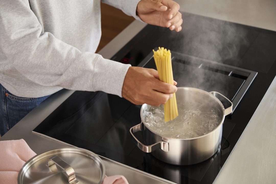 Hvor meget strøm bruger kogepladen? Elpriser per kWh