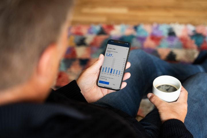 Se prisen på strøm time for time i Andel Energi appen.